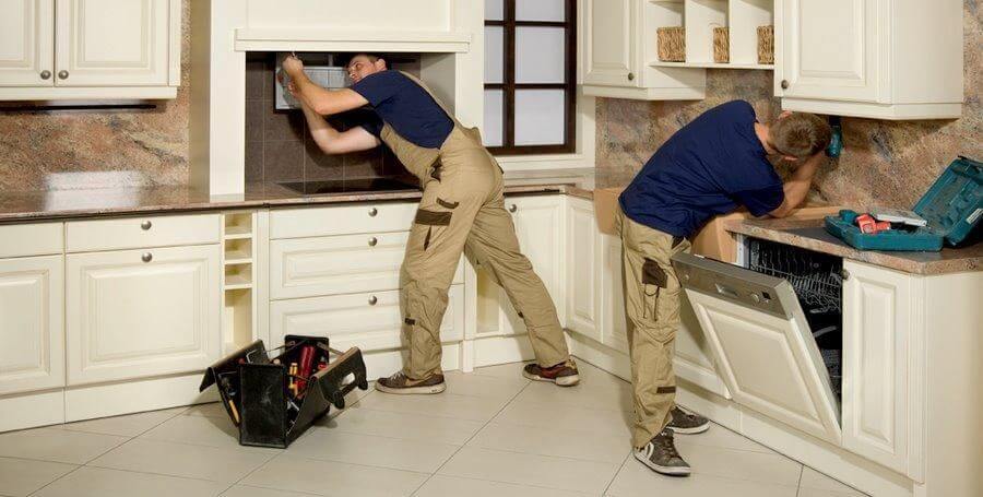 Handyman For Kitchen Cabinet Repairs