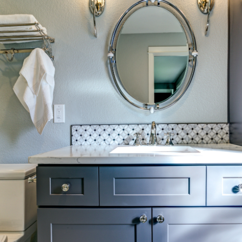 How To Decide On A Small Bathroom Remodel Services In Illinois?